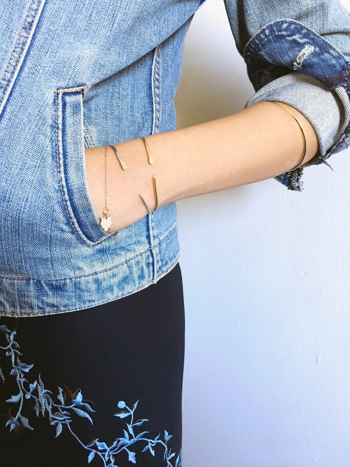 minimal bracelets